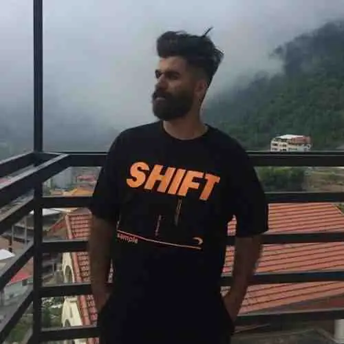 بهاری بلبل صنم